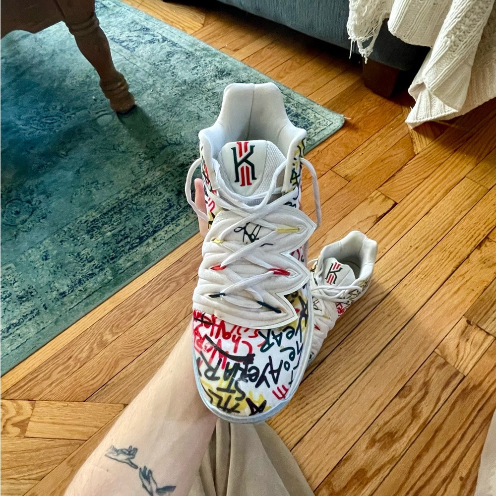 2019 Nike Sue Bird x Kyrie 5 ‘Keep Sue Fresh” in great condition. OPEN TO OFFERS